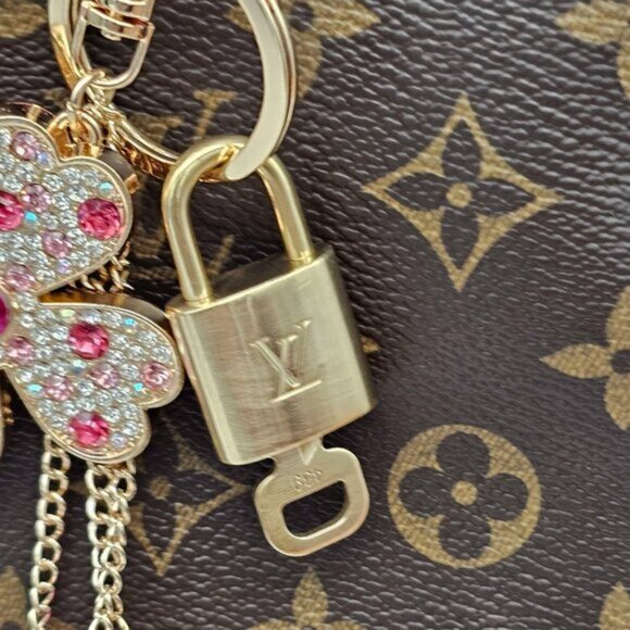Authentic Louis Vuitton Lock & Key with unbranded Bagcharm, Keycharm, Keychain - Picture 5 of 12